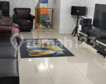 Dijual Rumah Toko Tambora Jembatan Lima 3 lt