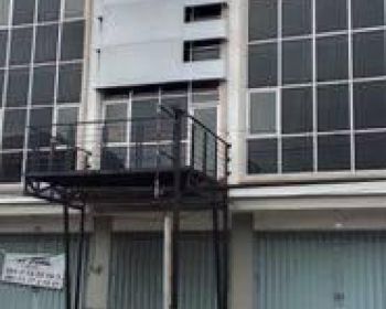 Ruko 3 Lantai Jalan Bunga2 Sangat Strategis Dekat Sukarno Hatta Malang