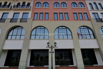 Disewakan ruko 4 lantai di Agung Sedayu Kelapagading