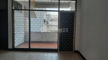 Disewakan Ruko Strategis di Kapitol Sudirman