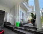 thumbnail-dijual-villa-modern-minimalis-dekat-pantai-di-ungasan-4