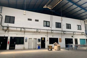 Dijual murah Pabrik di kawasan Cikupa Mas.Tangerang