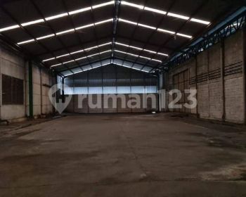 Gudang. Lokasi Jln Raya Narogong Limus, Cileungsi Bogor