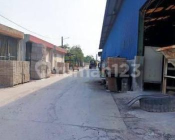 Pabrik di Cakung, Jakarta Timur 10.000 m Bagus