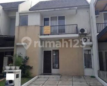Cluster Premier Park 2 Semi Furnish Rapi