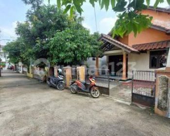 Dijual Cepat Rumah Siap Huni  di Kampung Cibubur, Ciracas, Jakarta Timur,Nego
