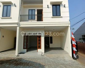Di jual rumah baru minimalis siap huni depok