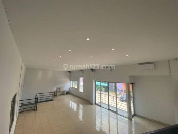 Di sewakan Gudang Di Karawaci Tangerang