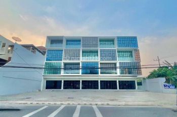 Sewa Ruko Raya Dinoyo 4 Lantai Ada 5 Unit Ada Balcony Parkir Luas