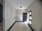 thumbnail-rumah-2-lantai-butuh-renovasi-unfurnished-shm-di-tanah-kusir-jakarta-selatan-1