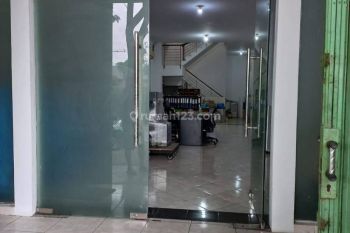 Ruko Di Pusat Pertokoan Karawaci