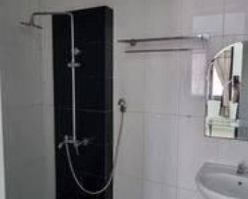 Rumah renovasi seperti baru