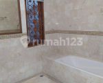 thumbnail-rumah-mewah-2-lantai-bagus-semi-furnished-di-pulomas-jakarta-timur-6