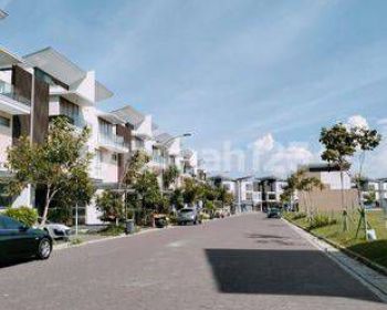 Rumah Cilandak Belakang Citos Dalam Private Townhouse
