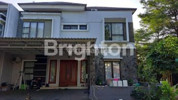 Rumah Luas Metland Menteng, Cakung Jakarta Timur.