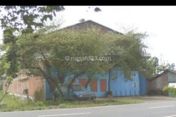 Gudang Aktif Akses Truck Tronton Lancar