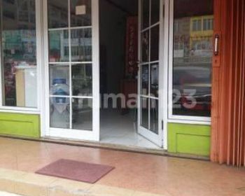Disewakan Ruko 1 lt Golden Vienna Siap Huni Harga Murah dekat tol dan Stasiun