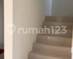 thumbnail-disewakan-rumah-2-lantai-di-citragrand-semarang-8