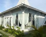 thumbnail-bali-piramidas-white-villa-tumbak-bayuh-8