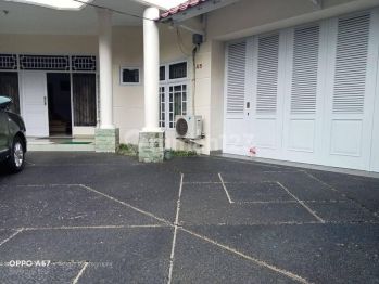 Rumah Asri Semi Furnished Bagus Dalam Cluster Di Bogor Tengah
