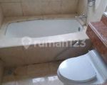 thumbnail-disewakan-apartemen-darmawangsa-residence-2br1-semi-furnished-5