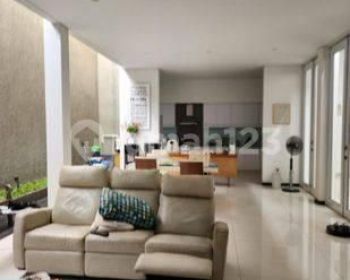 Rumah 2 Lantai Bagus SHM di Batununggal, Bandung