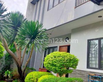 Rumah Bagus Minimalis Modern 2 Lantai Dekat Stasiun M R T Cipete