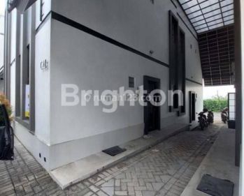 Rumah kost furnish baru siap huni dekat Binus