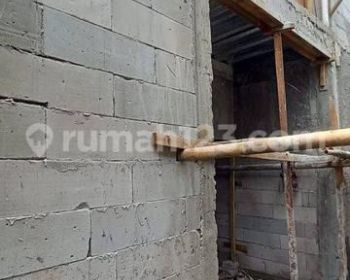 Dijual rumah murah sekali lokasi dekat condet raya