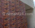 thumbnail-dijual-rumah-murah-sekali-lokasi-dekat-condet-raya-1