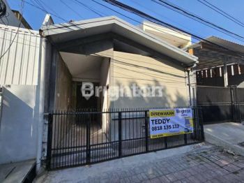 RUMAH BISA UNTUK USAHA DI KELAPA GADING