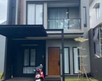 RUMAH DELATINOS BSD BANGUNAN 2 LANTAI KONDISI BAGUS SIAP HUNI