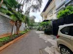 thumbnail-gading-kusuma-3lantai-furnished-hadap-timur-shm-murah-14