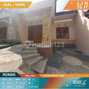 Rumah Bagus Terawat di Villa Puncak Tidar Malang
