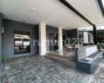 thumbnail-rumah-2-lantai-bagus-furnished-shm-di-sewa-rumah-lux-kota-baru-parahyangan-tatar-2