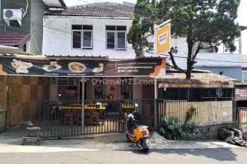 Disewakan Ruang usaha pinggir jalan, cocok untuk toko dan kantor