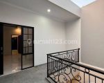 thumbnail-rumah-baru-cantik-keren-brand-new-2-lantai-siap-huni-harga-miring-6