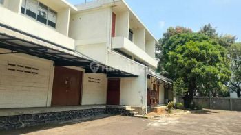 Kantor dan Gudang di Soekarno-Hatta luas 3500m2, kondisi masih bagus, untuk