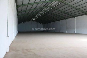 Gudang Sentra Kosambi Siap Pakai Ukuran 1886 Meter, Tangerang