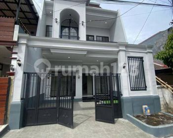 RUMAH BARU SIAP HUNI DEKAT PLAZA ARAYA KOTA MALANG