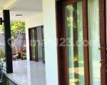 thumbnail-rumah-minimalis-modern-2-kamar-halaman-luas-di-lovina-singaraja-0