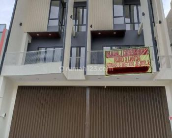 Raya ngagel jaya ruko 3lt siap pakai