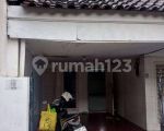 thumbnail-rumah-2-lantai-bagus-di-jl-kedondong-rawamangun-1