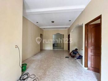 Rumah Bagus Siap Huni di Bintaro Sektor 9