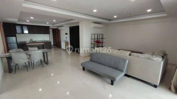 Sewa Penthouse Vasaka The Reiz Condo jalan Tembakau Deli Medan
