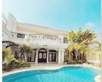 Rumah Menteng mewah disewa Dijual SHM Bagus