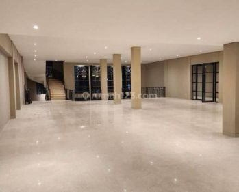Disewa Gedung Komersil Lux Mewah Strategis di Mainroad Dago Bawah