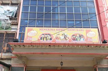 Ruko Cck Usaha Di Jl Kh Hasyim Ashari Cipondoh Kota Tangerang SHM