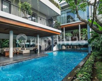 Rumah Minimalis Modern di Area Hunian Kemang, Jakarta Selatan