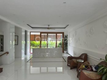 Rumah Dijual Pik Bgm Uk300m2 Full Renov View Danau At Tangerang